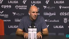El entrenador del Celta Fortuna, Fredi �lvarez, tras el partido frente al Ceuta.