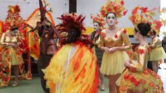 �Mira aqu� las im�genes del mi�rcoles de carnaval en barbanza!