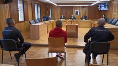 El condenado por vender hero�na en Lugo, en el banquillo de la Audiencia Provincial.