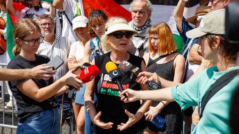 La actriz Susan Sarandon, este pasado domingo, antes de la salida de la flotilla