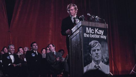 Robert Redford interpreta a un candidato presidencial en EE.UU.
