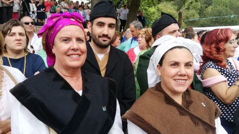  La alcaldesa, de Langreo, Carmen Arbes, en El Carbayu con los concejales Javier lvarez y Patricia Fernndez Sanguino