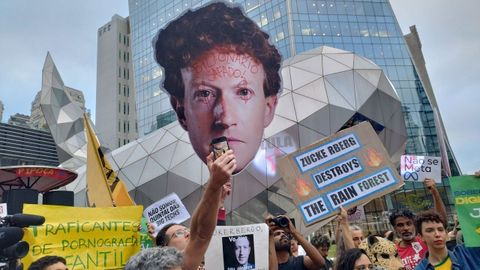 Protestas en Brasil contra Meta