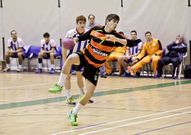 Ux�o hab�a regresado el a�o pasado a las filas rojinegras. 