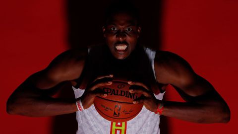Dwight Howard, nuevo jugador de los Atlanta Hawks