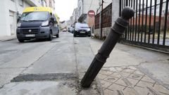 El investigado arranc� un bolardo y trat� de hacer lo mismo con otro