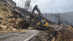 Carretera de la Diputaci�n cortada en Pant�n