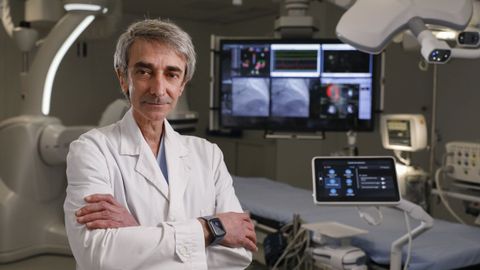 Gonzalo Pe�a, jefe de Cardiolog�a del Hospital de San Rafael de A Coru�a 