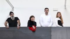 De esquerda a dereita, Aitor Mart�nez, premio nacional de artesan�a; Belem Brandido, de Pistacatro, premio nacional de circo; Javier Fern�ndez Mari�o, de Noite Bohemia, premio nacional de teatro, e Miriam Reyes, de poes�a