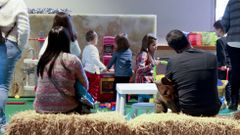 Palacio de congresos
Divernadal. Espacio de juegos individuales y colectivos para ni�os de 2 a 12 a�os. Adem�s de espacios de juego, los ni�os podr�n participar en talleres de pintura, modelado, dibujo y arte mural; adem�s de cursos de reposter�a y degustaciones de productos de Clesa y Feiraco. Abierto del 8 al 11 de diciembre, entre las 11.14 horas y de 16.30 a 20.30 horas. El precio es de 2,5 euros para los adultos, y de 5 euros para los ni�os. Los menores de dos a�os no pagar�n por su acceso al espacio.