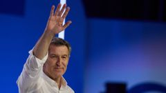Feijoo apuesta por la centralidad y presenta su manual de decencia con aviso a Snchez