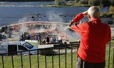 El obradoiro en las pozas termales da empleo a una veintena de personas. 