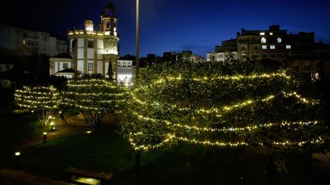 Praza de Ourense, con la iglesia de la Peregrina al fondo