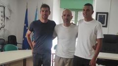 Xulio Conde, con Pablo Rodrguez Guede (derecha) e Ivn Feijoo.