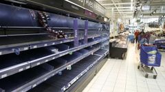 Lineal de carne de aves completamente vaco ayer por la maana en Carrefour