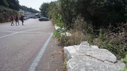 Los bloques de horming�n colocados en el lado del Mi�o no respetan las directrices de Patrimonio ni las de la Hidrogr�fica