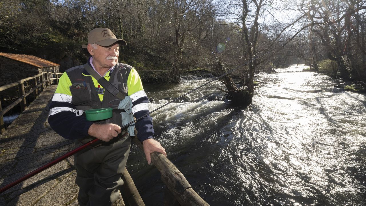 El frío y los cielos despejados aguan la primera jornada de pesca fluvial