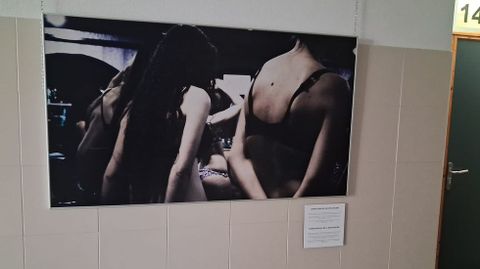 Una de las im�genes de la exposici�n del Pedra da Aguia de Camari�as 