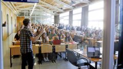 Imagen de archivo de una clase del nuevo grado de Xesti�n Industrial da Moda