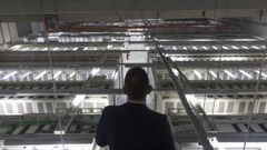 Sala de servidores del centro de procesamiento de datos en la que el SERGAS aloja los datos cl�nicos de los pacientes de Galicia, ubicado en la Cidade da Cultura.