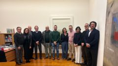 Reuni�n de representantes del legado de Nicanor Pi�ole y representantes del Ayuntamiento de Gij�n