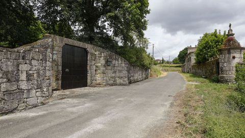 Entrada da vivenda que Julio Iglesias mercou en Pi&ntilde;or