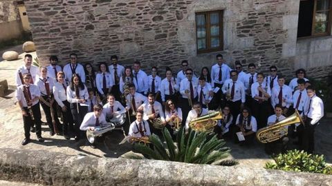 La Unin Musical de Ponteledesma, con varios premios en su larga trayectoria, se constituy en el ao 1987.