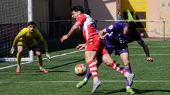 Acci�n del penalti sobre �lex Rey que le dio la victoria al Arousa en Elvi�a