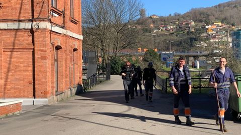 Nuevos integrantes de la Brigada entrenando en el Fondo?n