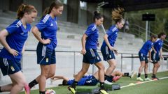 Jugadoras del Real Oviedo femenino, en San Claudio