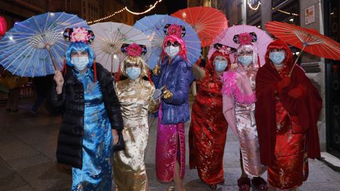 Ourense celebra la noche de Comadres por todo lo alto