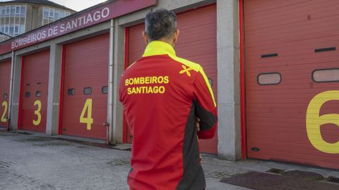 Los bomberos de Santiago se niegan a hacer horas extra.