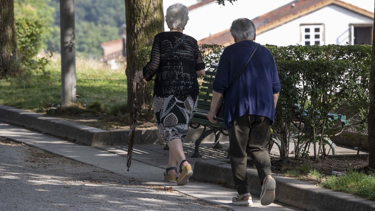 Los jubilados de Santiago cobran la décima mejor pensión de Galicia