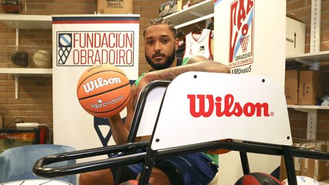 Joel Soriano, en una de las dependencias del Multiusos de Sar
