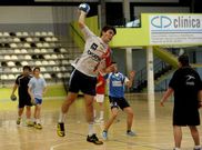La selecci�n gallega realiz� ayer su �ltimo entrenamiento antes de viajar en el Lal�n Arena.