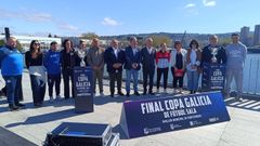 Autoridades en la presentaci�n de la final de la Copa Galicia, en Pontevedra. 