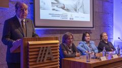 Miguel ngel Escotet, presidente de Afundacin, Rafaela Dopazo, participante en el estudio; Salom Adroher, directora de la ctedra de longevidad, y Dolores Pedrouso, tambin participante.