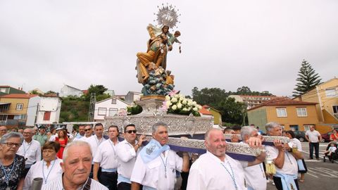 Imágenes de la procesión marítima de la Virxe do Carme en Santiago de Lampón