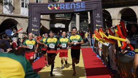 Carrera solidaria de la Guardia Civil en Ourense.