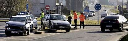 En el accidente ocurrido a primera hora de la ma�ana en una rotonda de A Laracha no se registr� heridos.