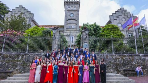 El alumnado de segundo de bachiller del Fernando Blanco celebr� su graduaci�n en el mes de junio