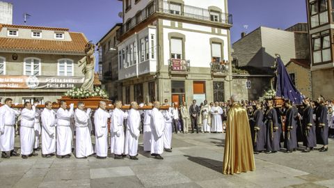 PROCESI�N DEL CRISTO RESUCITADO EN O PORTO DO SON