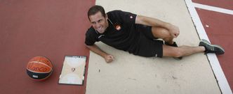 El vilagarciano Blanco se llevar� el d�a 17 con �l a Lituania una pizarra personalizada como regalo para su amigo y jefe Nicola. 