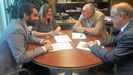 Reuni�n de la alcaldesa de Langre, Carmen Arbes�, con la Consejer�a de Infraestructuras