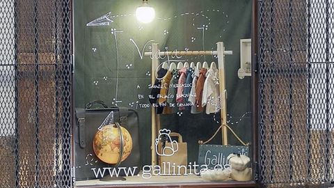 Escaparate de Gallinita, en la Calle Mon