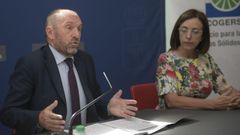  El vicepresidente y consejero de Administraci�n Auton�mica, Medio Ambiente y Cambio Clim�tico, Juan Cofi�o  y la Gerente de COGERSA , Paz Orviz  durante la rueda prensa sobre medidas para el impulso del reciclaje de los biorresiduos, con motivo del D�a del Medio Ambiente en la Feria de Muestras de Asturias