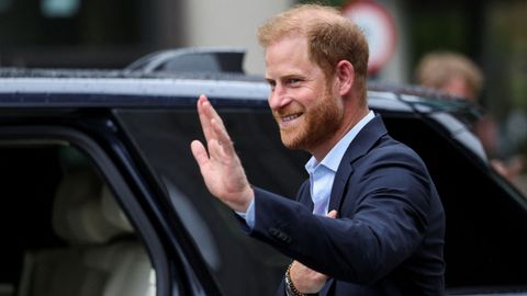 El príncipe Enrique abandona el Imperial College de Londres para dirigirse a palacio
