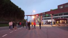 Piquetes en Navantia-Fene para impedir el paso de trabajadores de empresas que incumplen convenio provincial del metal