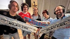 As� soa o himno da pe�a celtista catalana, Blau Cel