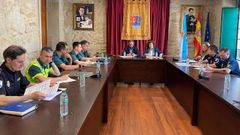 Juli�n Bustelo y Mar�a Rivas presidieron la reuni�n.